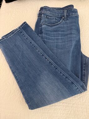 Chico's Medium Wash Straight Leg Jeans